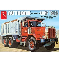1/25 Autocar Dumping Truck AMT