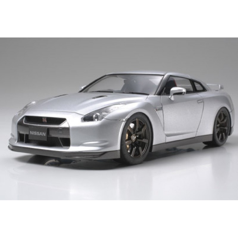 Tamiya - 1:24 Nissan Gt-r Strassenversion